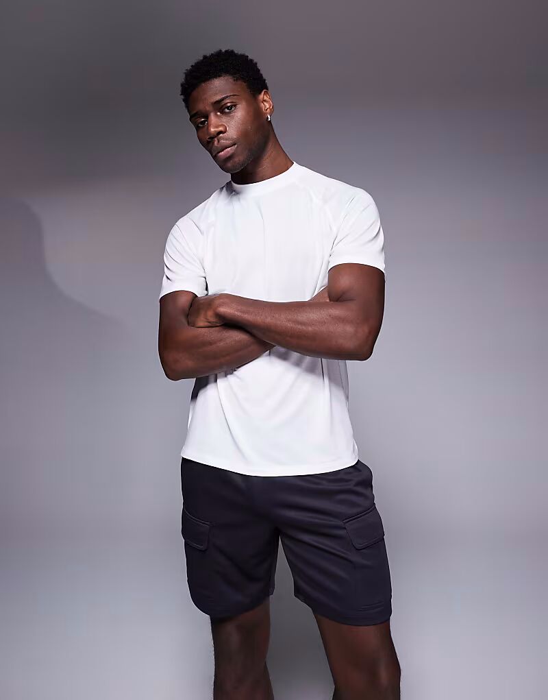 

4505 - Icon - свободная спортивная футболка свободного кроя из белого трикотажного полотна