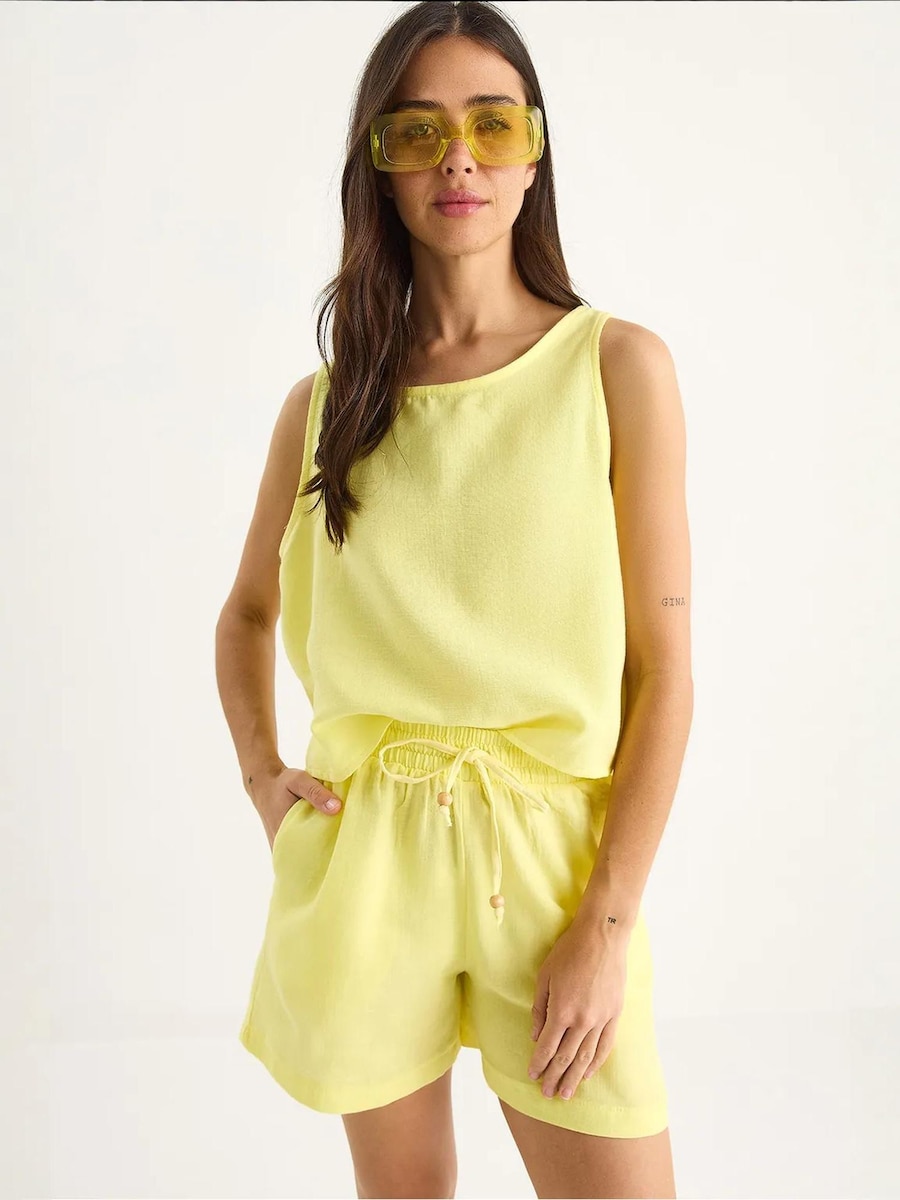 

Брючный костюм Bianco Lucci, лимонно-желтый