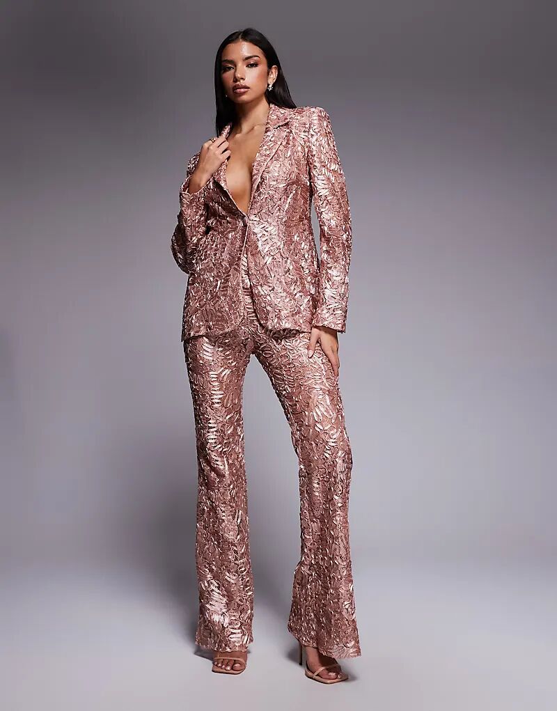 

Кружевной блейзер ASOS LUXE, приталенный в цвете румян