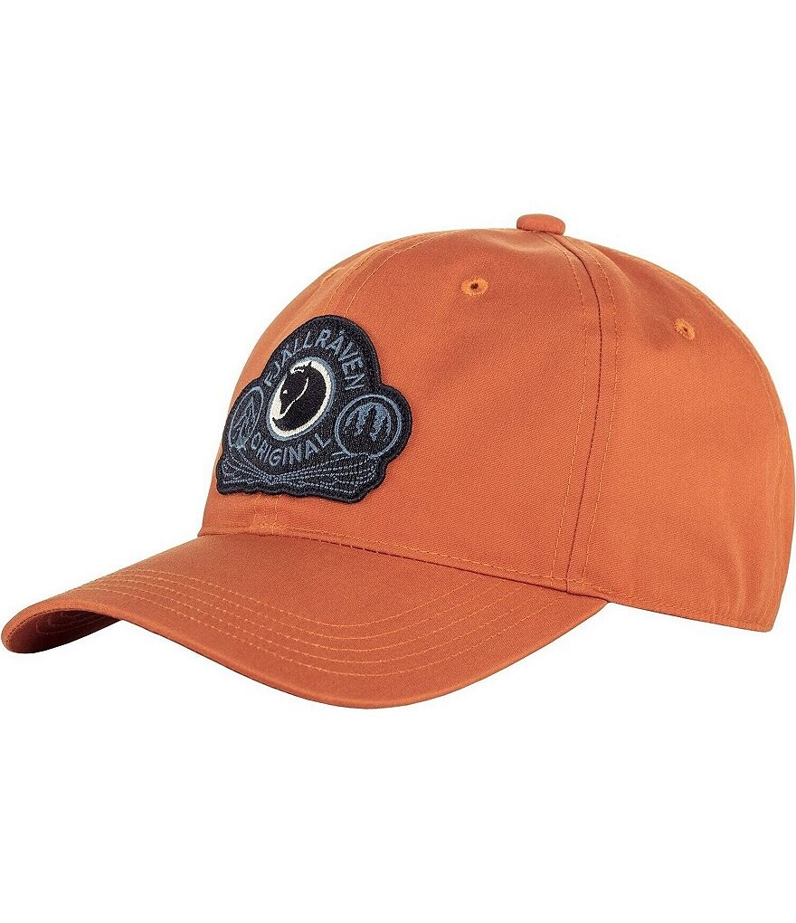 

Классическая кепка Fjallraven с бейджем, коричневый