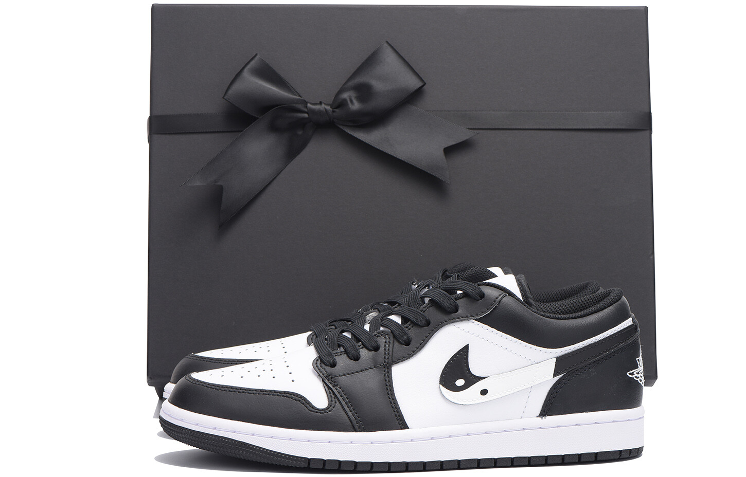 

Кроссовки Air JORDAN 1 Vintage Basketball Shoes Men Low-Top Black White, Черный, Кроссовки Air JORDAN 1 Vintage Basketball Shoes Men Low-Top Black White