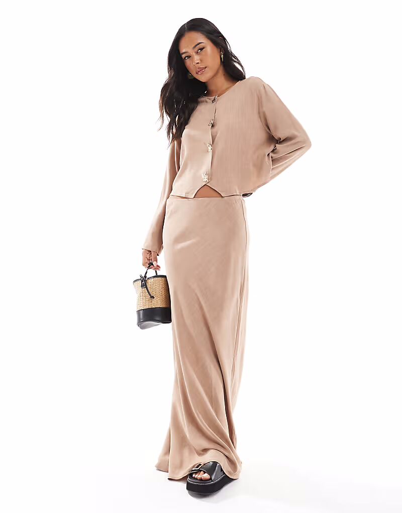 

Длинная юбка из льняного материала в цвете «песок» Asos Design