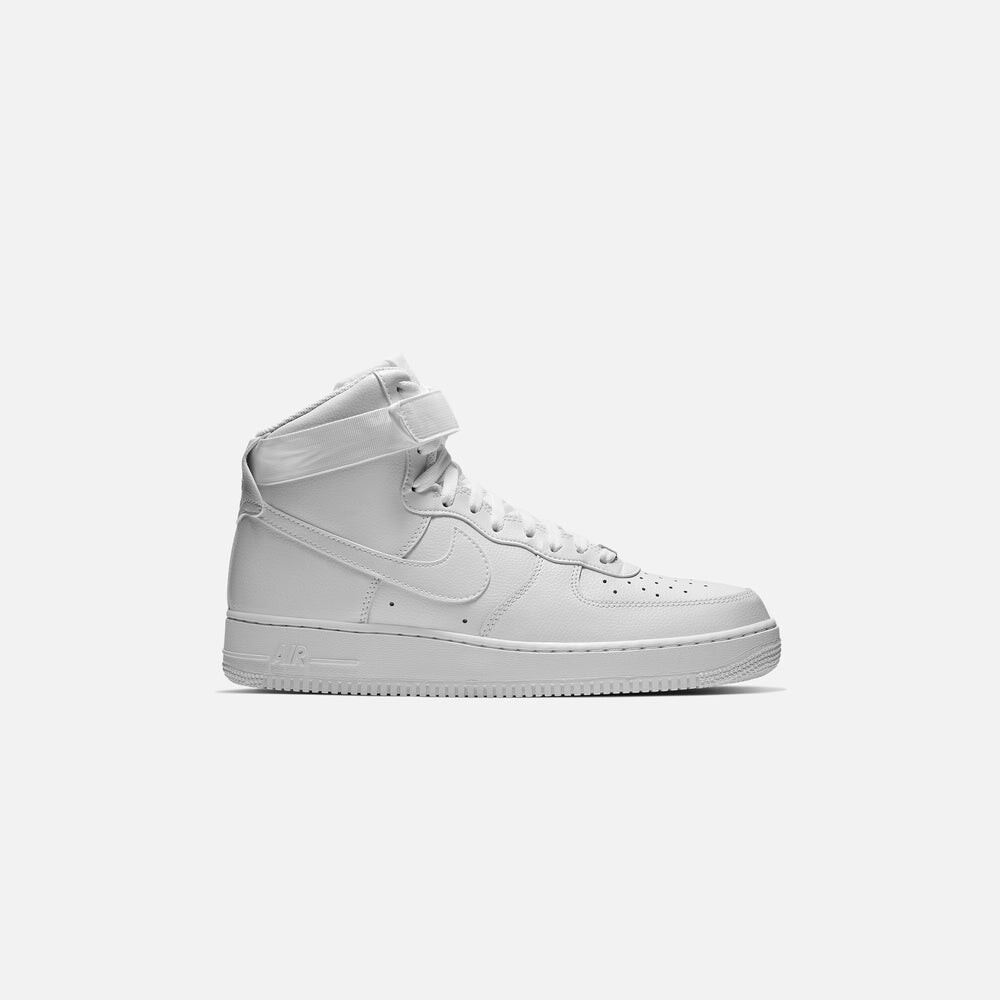 

Кроссовки Nike Air Force 1 High `07, белый