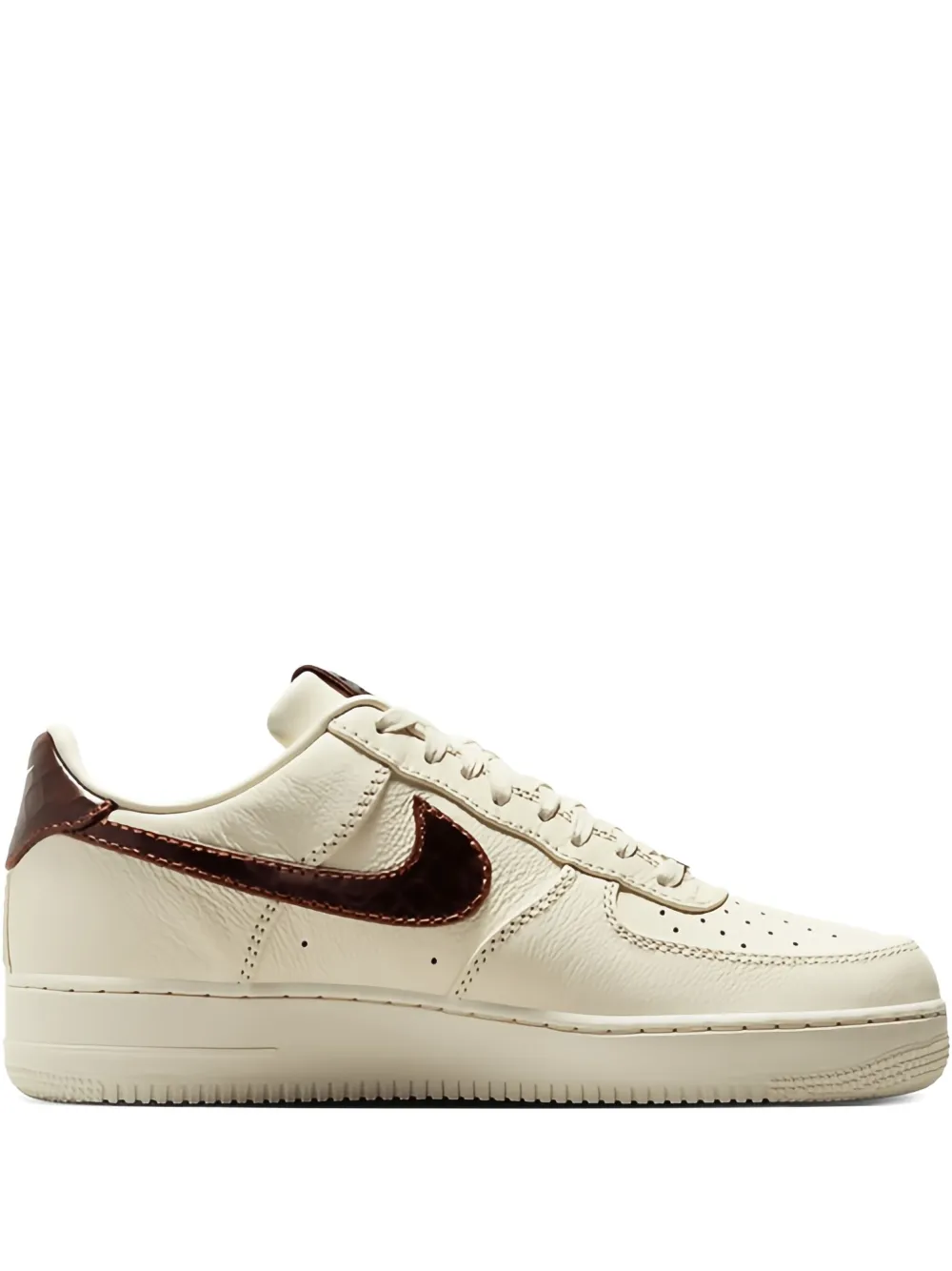 

Кроссовки Air Force 1 Low '07 "Soft Pearl Brown Croc" Nike, белый