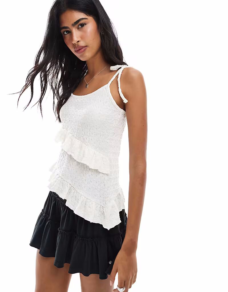 

Длинный асимметричный топ с завязками и оборками в кремовом цвете Miss Selfridge