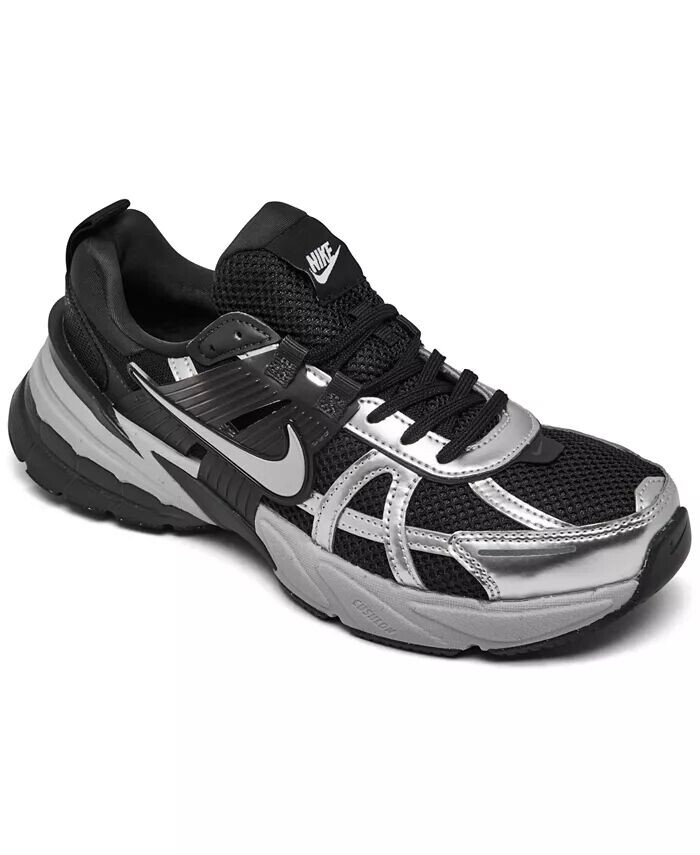 

Женские кроссовки для бега V2K Run от Finish Line Nike, мультиколор