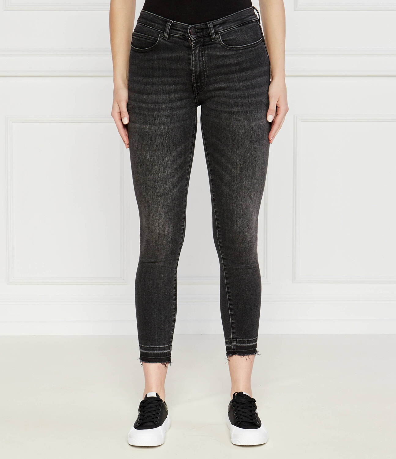 

Джинсы HUGO 932-4 Skinny fit, цвет grafite