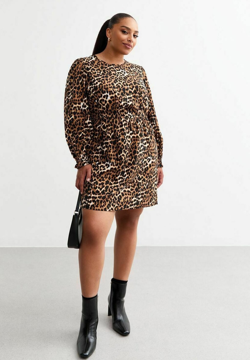

Повседневное платье LEOPARD New Look Curves, коричневый