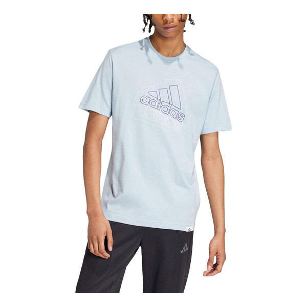 

Футболка tech badge of sport graphic t-shirt asia sizing 'light blue' Adidas, голубой
