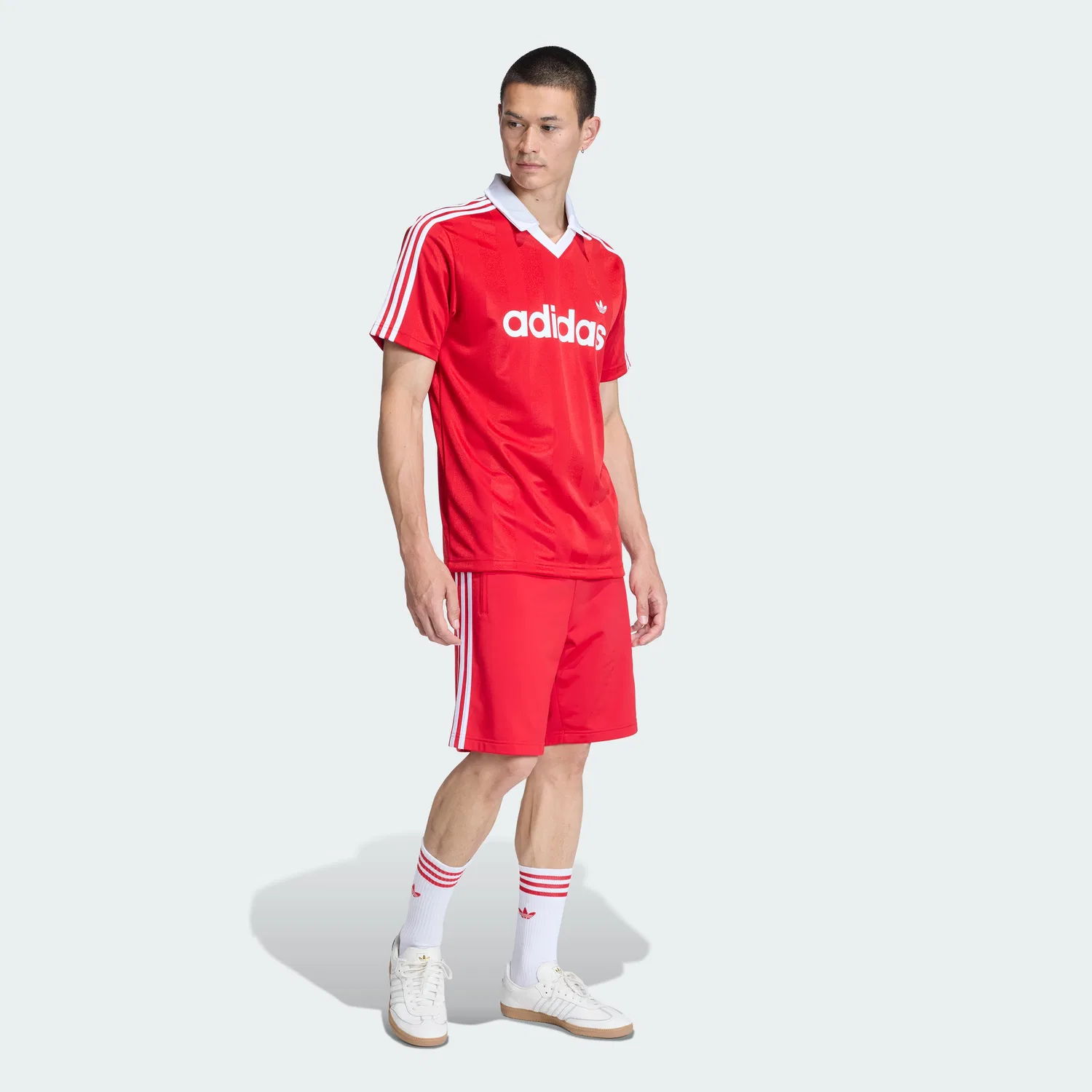 Мужские шорты Firebird цвета Better Scarlet от Adidas — фото 3