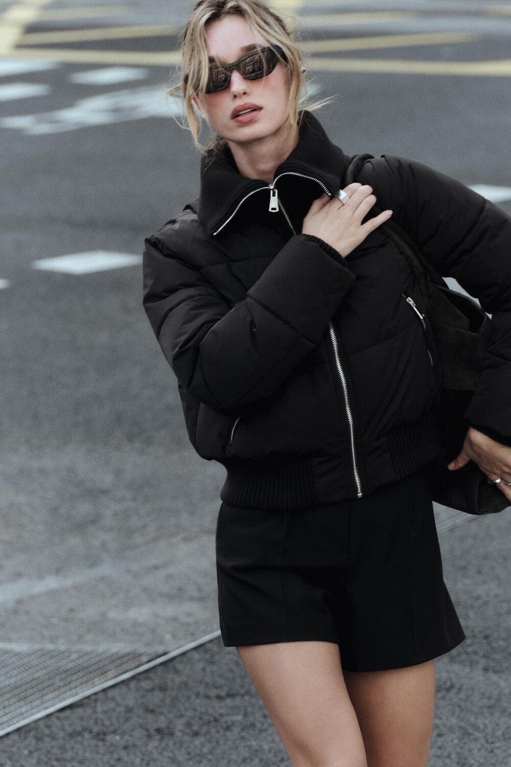 

Утепленный анорак с ребристом ZARA, черный