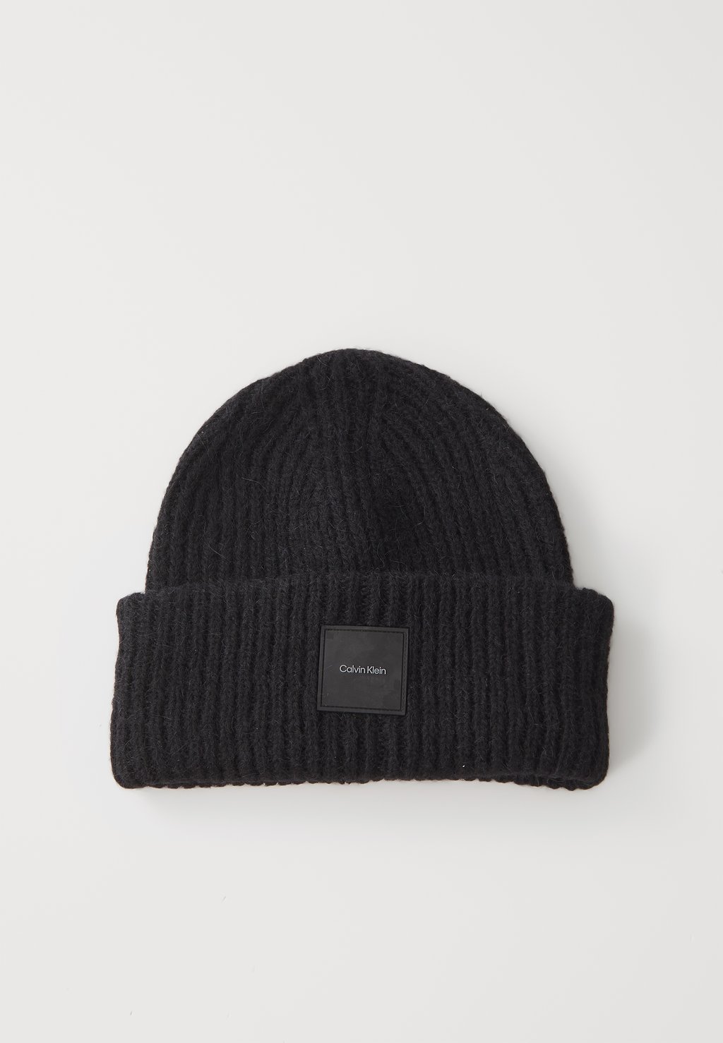 

Шапка BEANIE UNISEX Calvin Klein, черный