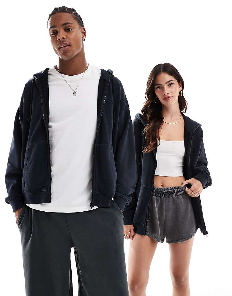 

Черная куртка унисекс с капюшоном Lacoste