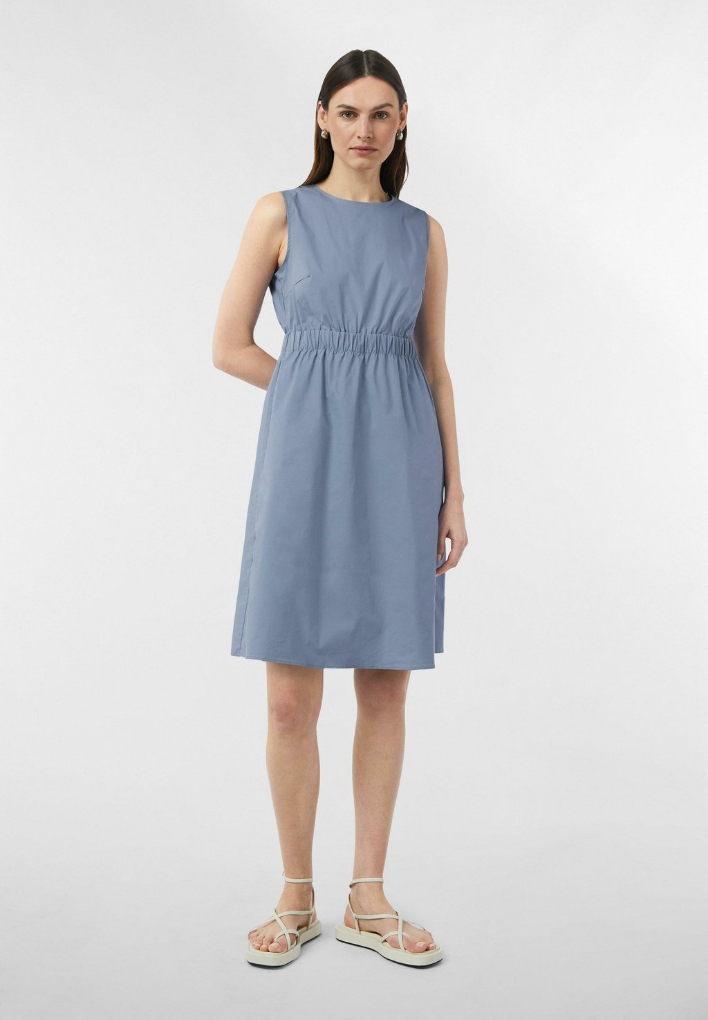 

Повседневное платье MIDI MIT RUNDHALSAUSSCHNITT comma casual identity, синий