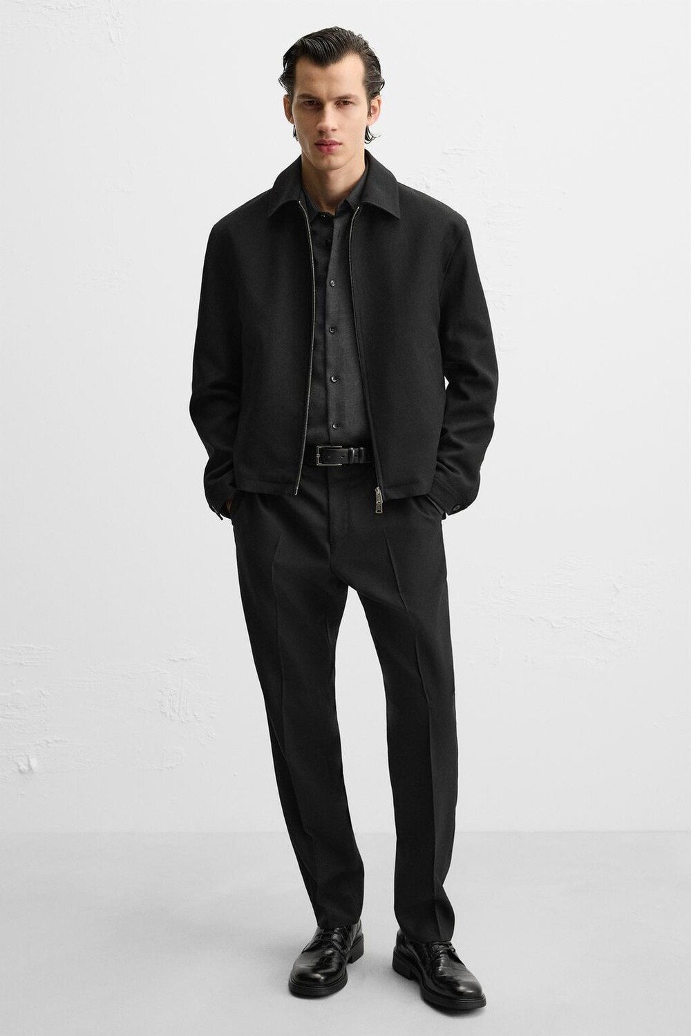 

Тисненые кожаные туфли ZARA, черный