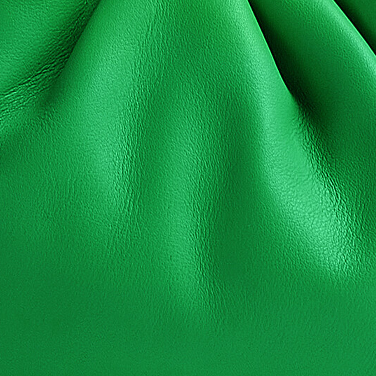 Миниатюрная зеленая женская сумка через плечо Bottega Veneta из телячьей кожи — фото 4