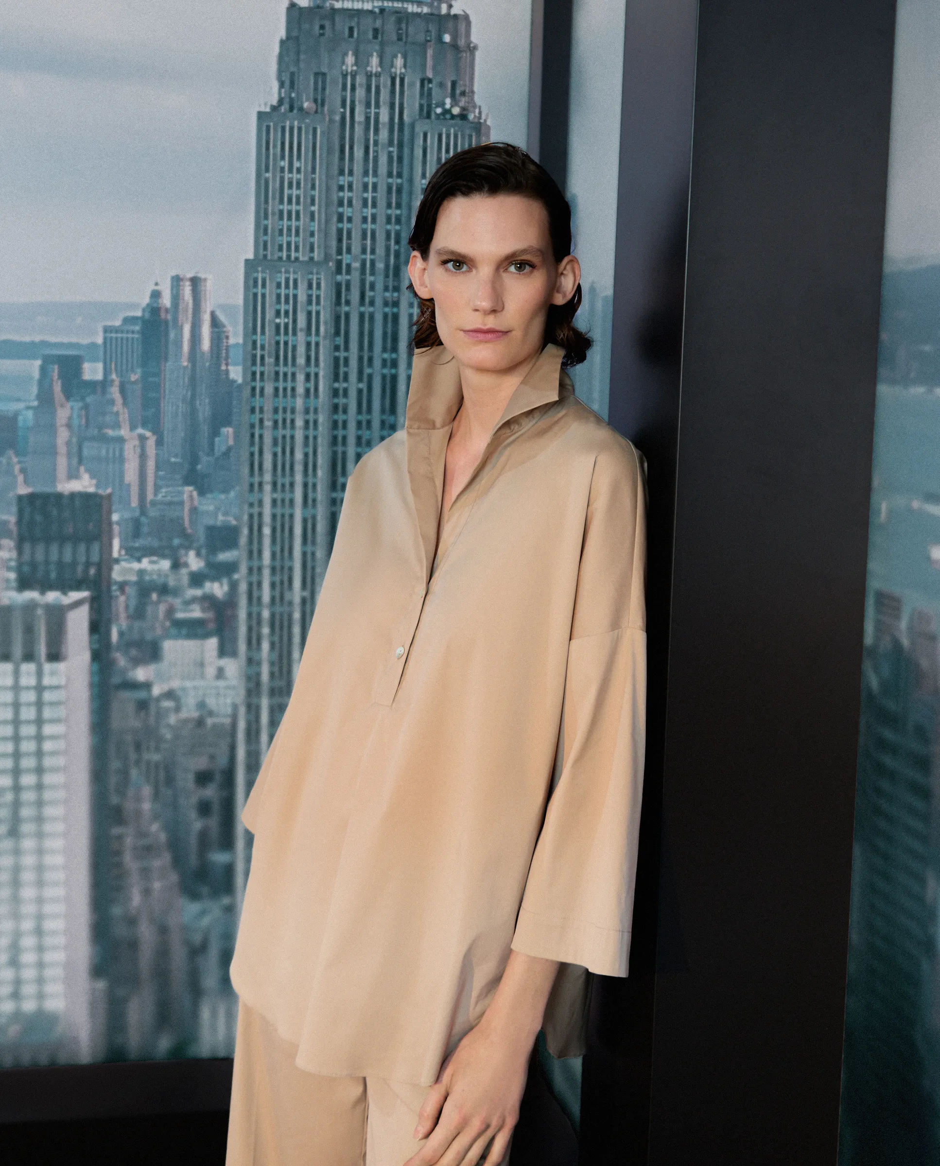 

Женский блузон из поплина Woman Limited El Corte Inglés, бежевый