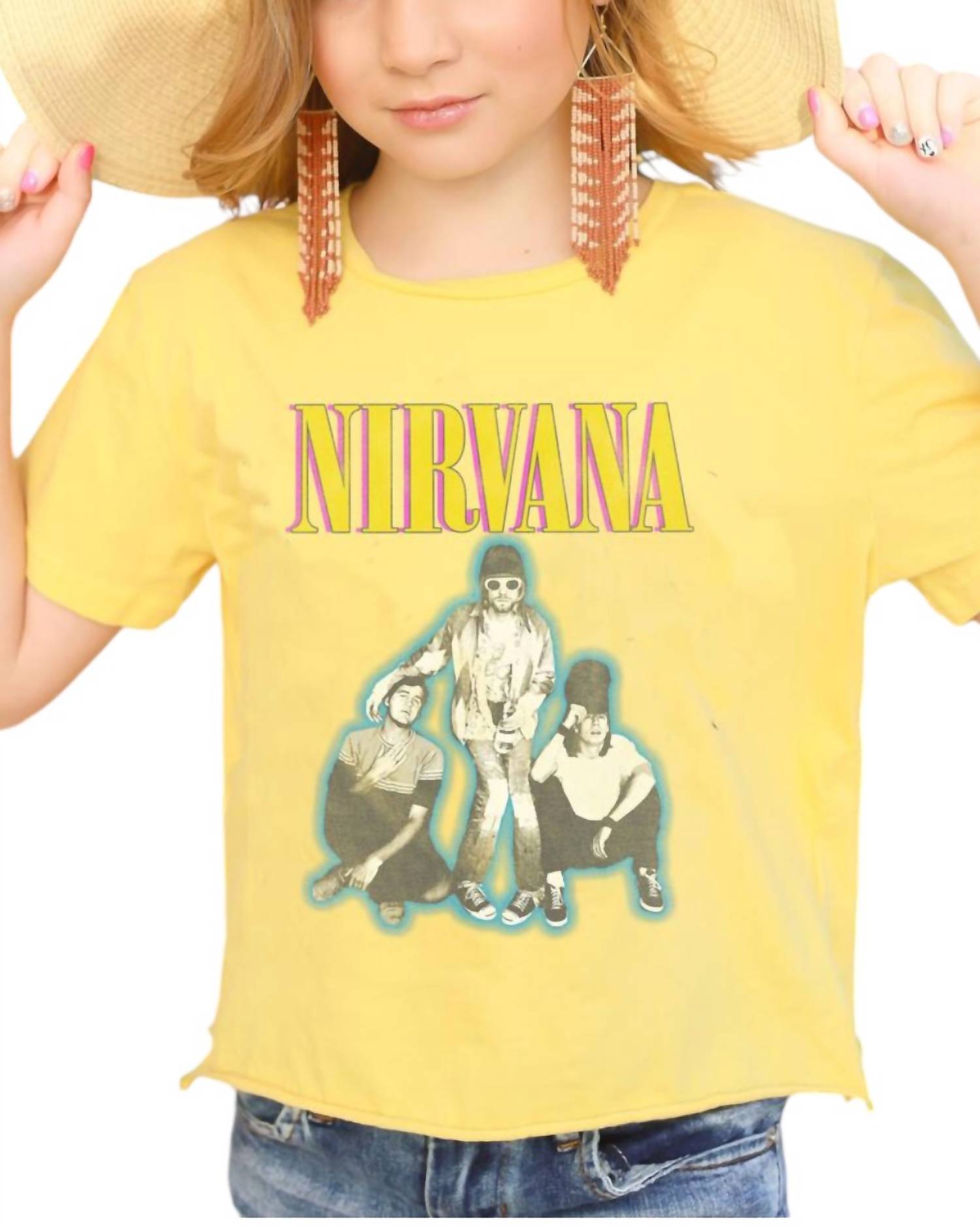 

Укороченный топ Sunrise Nirvana от Girl's Not So Quite в желтом цвете ROWDY SPROUT