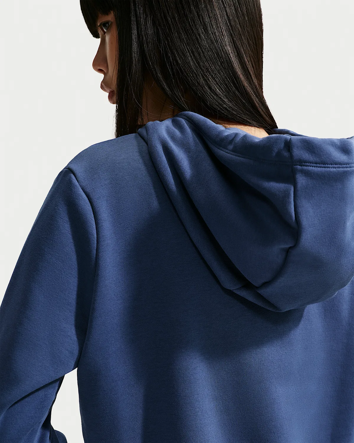 Женский худи-свитшот Nike Sportswear Club Fleece, Mystic Navy/White — фото 2