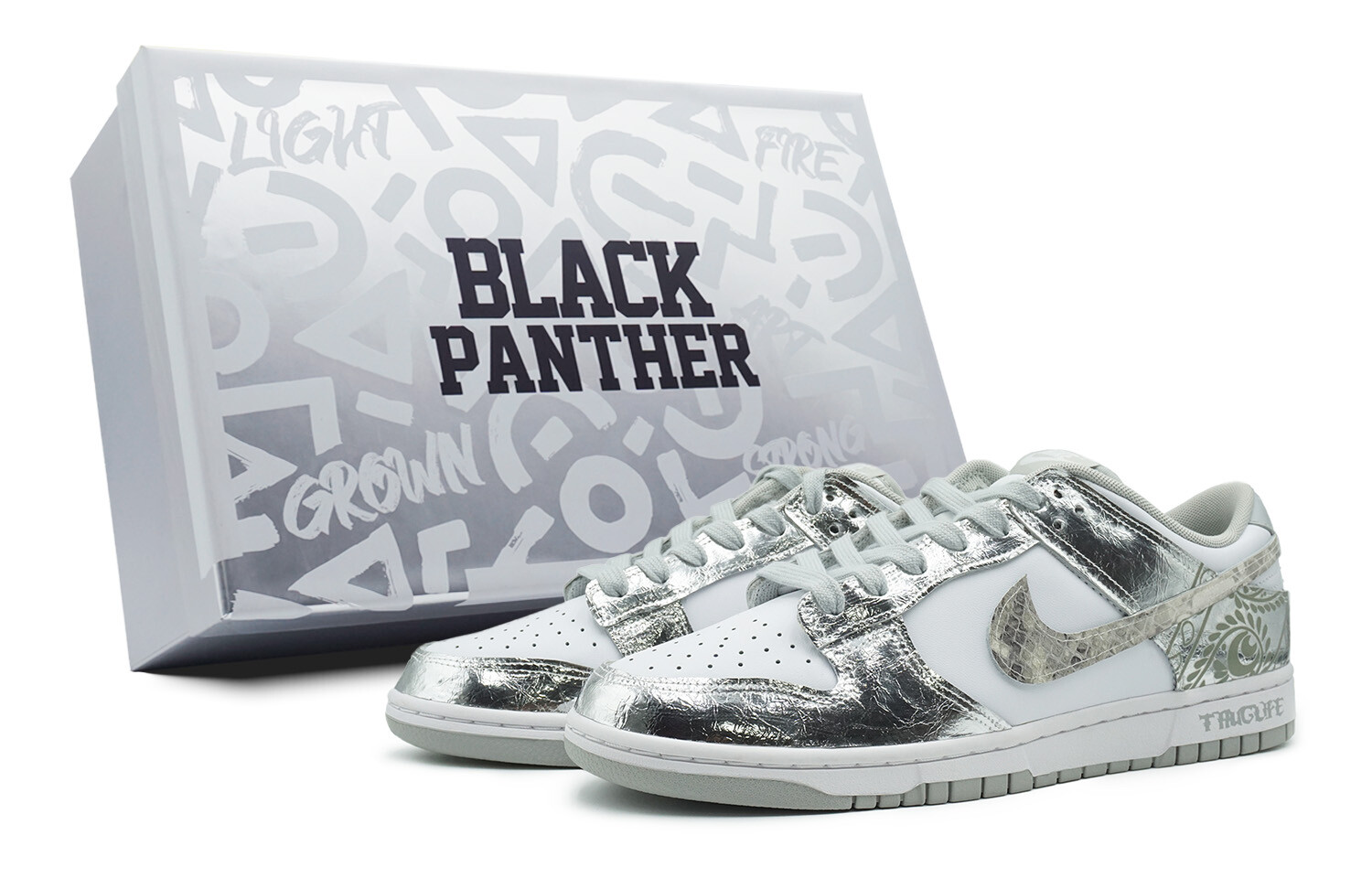 

Кроссовки Nike Dunk Skateboarding Shoes Women's Low-top Silver/white/gray, серебряный, Серый, Кроссовки Nike Dunk Skateboarding Shoes Women's Low-top Silver/white/gray, серебряный