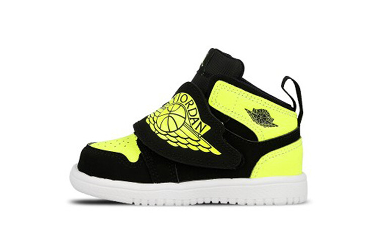 

Сандалии Jordan Sky Jordan 1 Black Volt TD