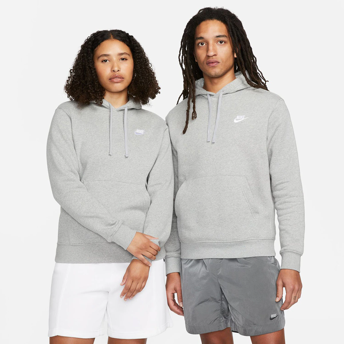

Мужская спортивная одежда Club флисовый свитшот Nike, серый