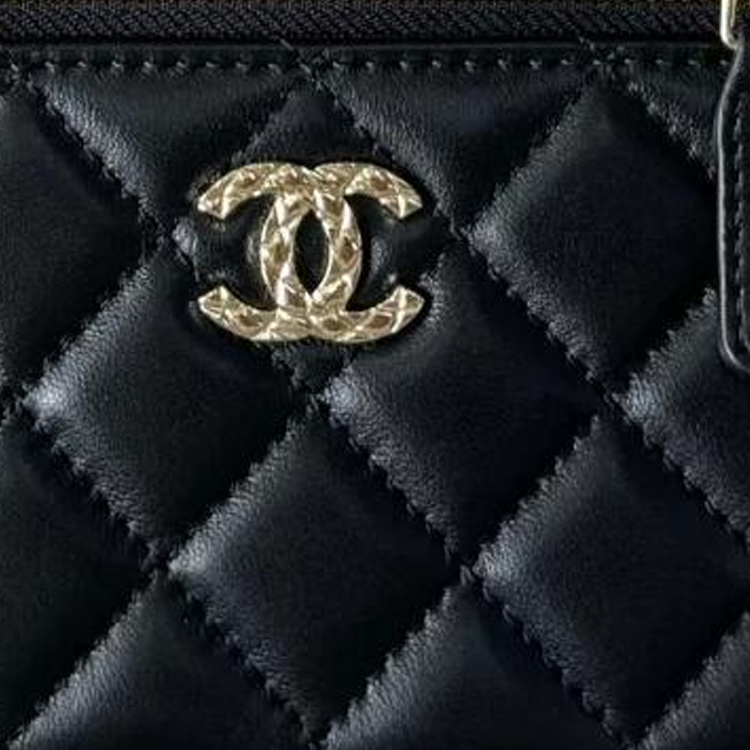 CHANEL Кожаная сумка через плечо, кроссбоди, женская черная — фото 2