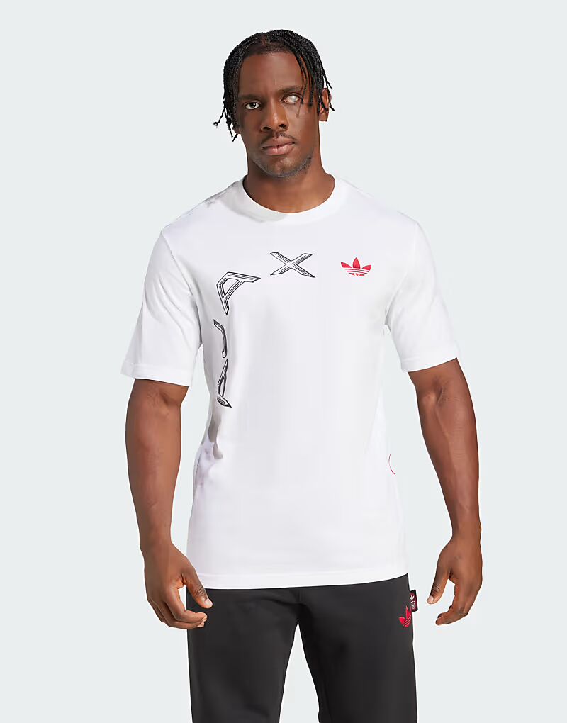 

Футболка Adidas Originals Ajax Amsterdam с графическим принтом белого цвета