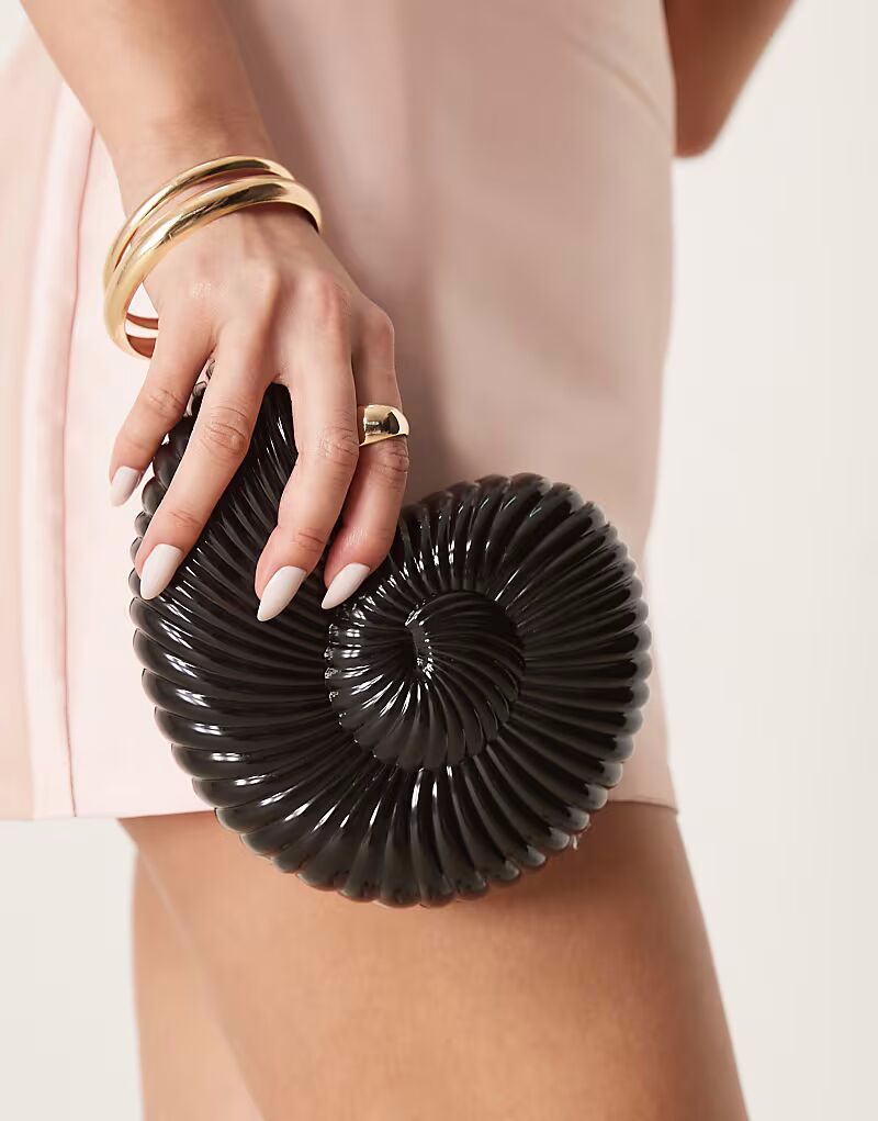 

Сумка-клатч Ammonite ASOS DESIGN с жестким корпусом и съемным цепочным ремешком черного цвета