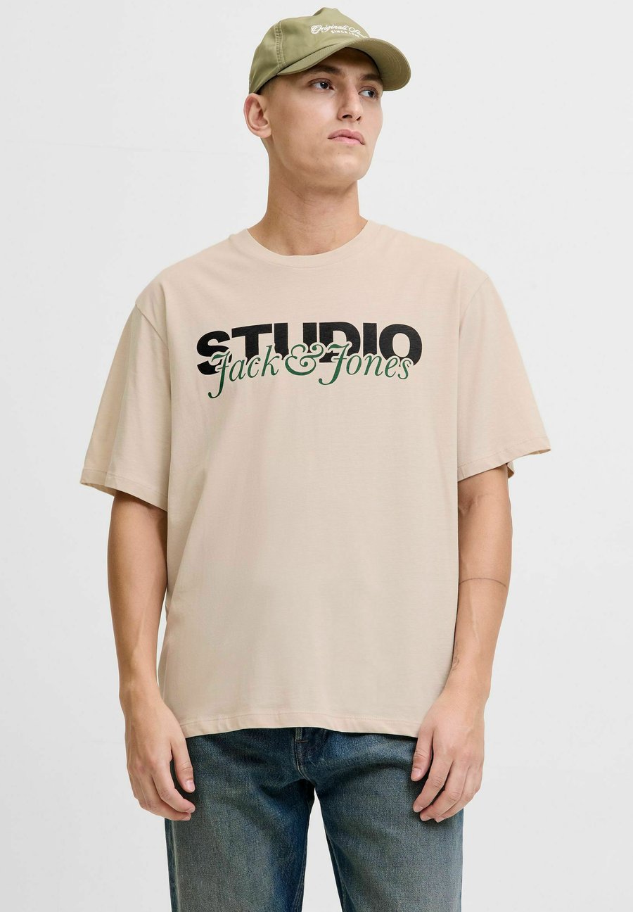 

Футболка Jack & Jones GEDRUCKT , Moonbeam/Off-White, Белый, Футболка Jack & Jones GEDRUCKT , Moonbeam/Off-White