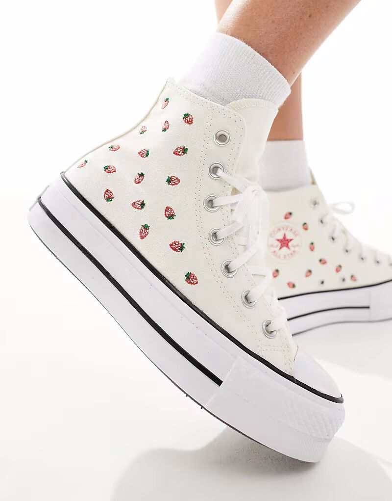 Кеды Converse Chuck Taylor All Star Lift Hi кремового цвета с вышитыми клубниками — фото 3