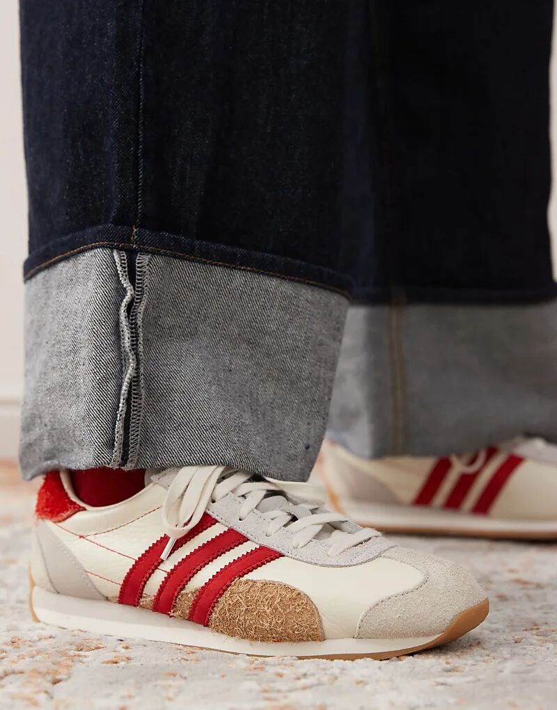 Кроссовки Country OG в белом и красном цвете adidas Originals — фото 3