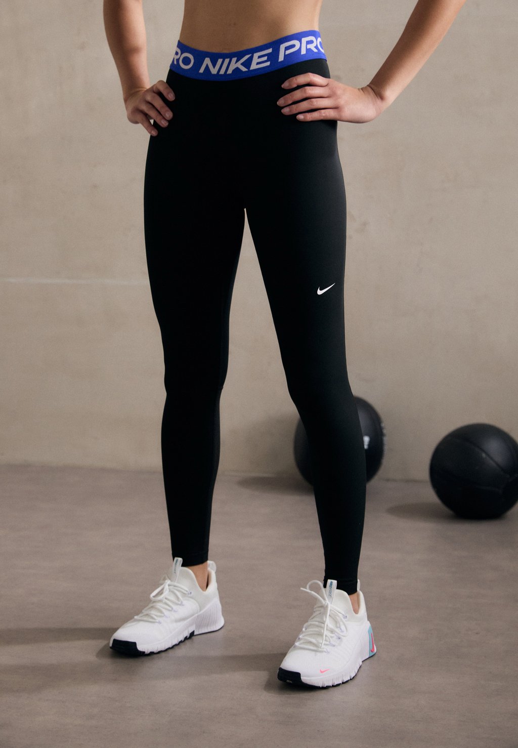 

Леггинсы Nike Performance, черный