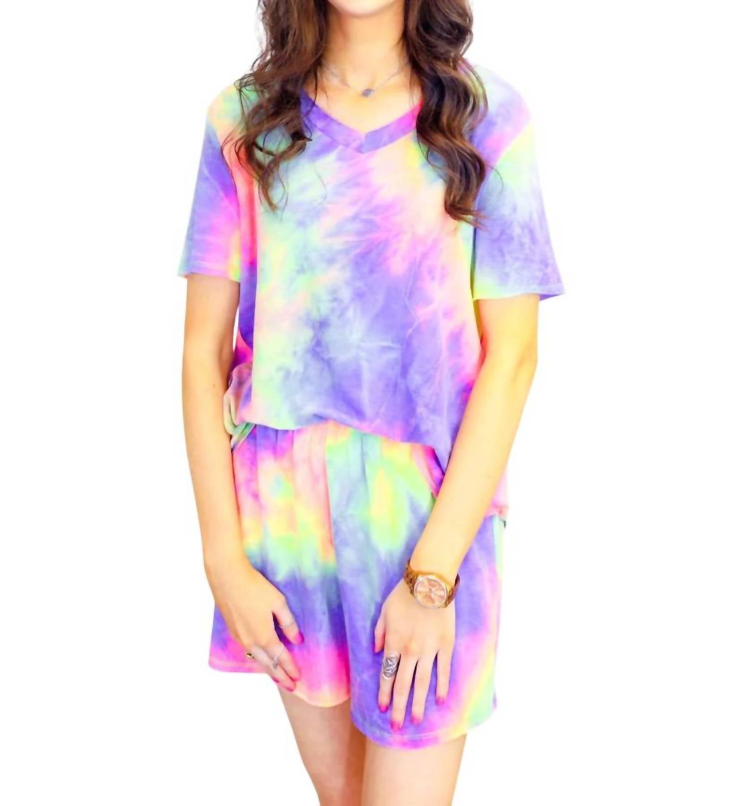

Комплект шорт Carly Lounge Wear в цвете тай-дай Jess Lea, цвет tie dye