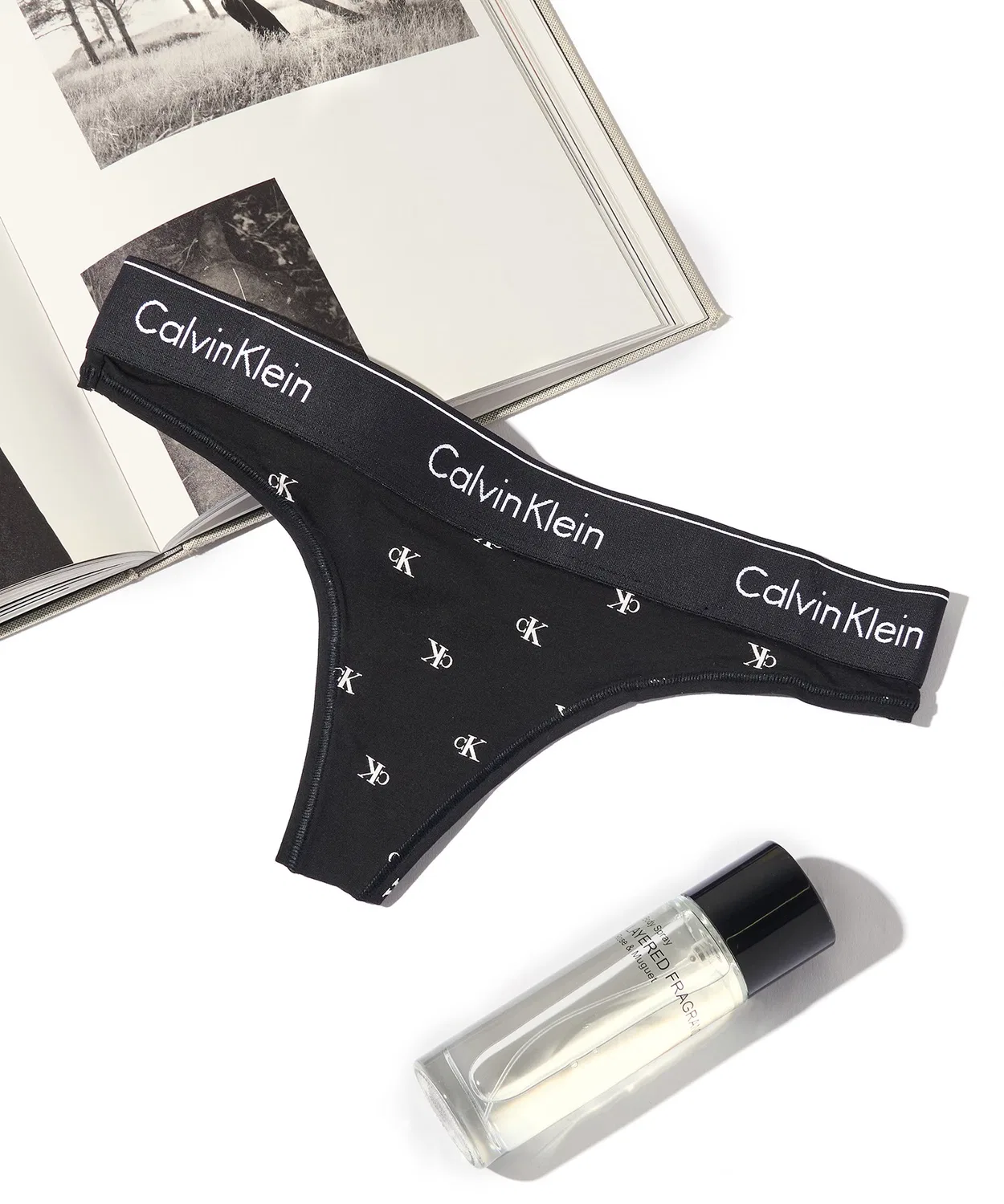 Трусы T-бэк Calvin Klein Modern Cotton