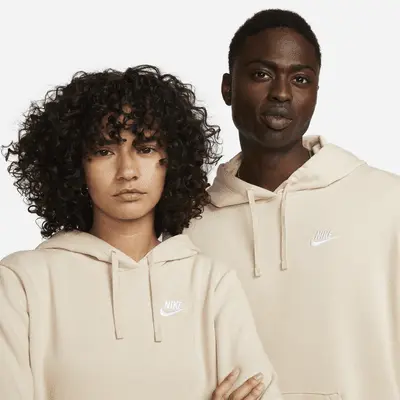 Худи Nike Sportswear Club Fleece, цвет Sanddrift/White — фото 4