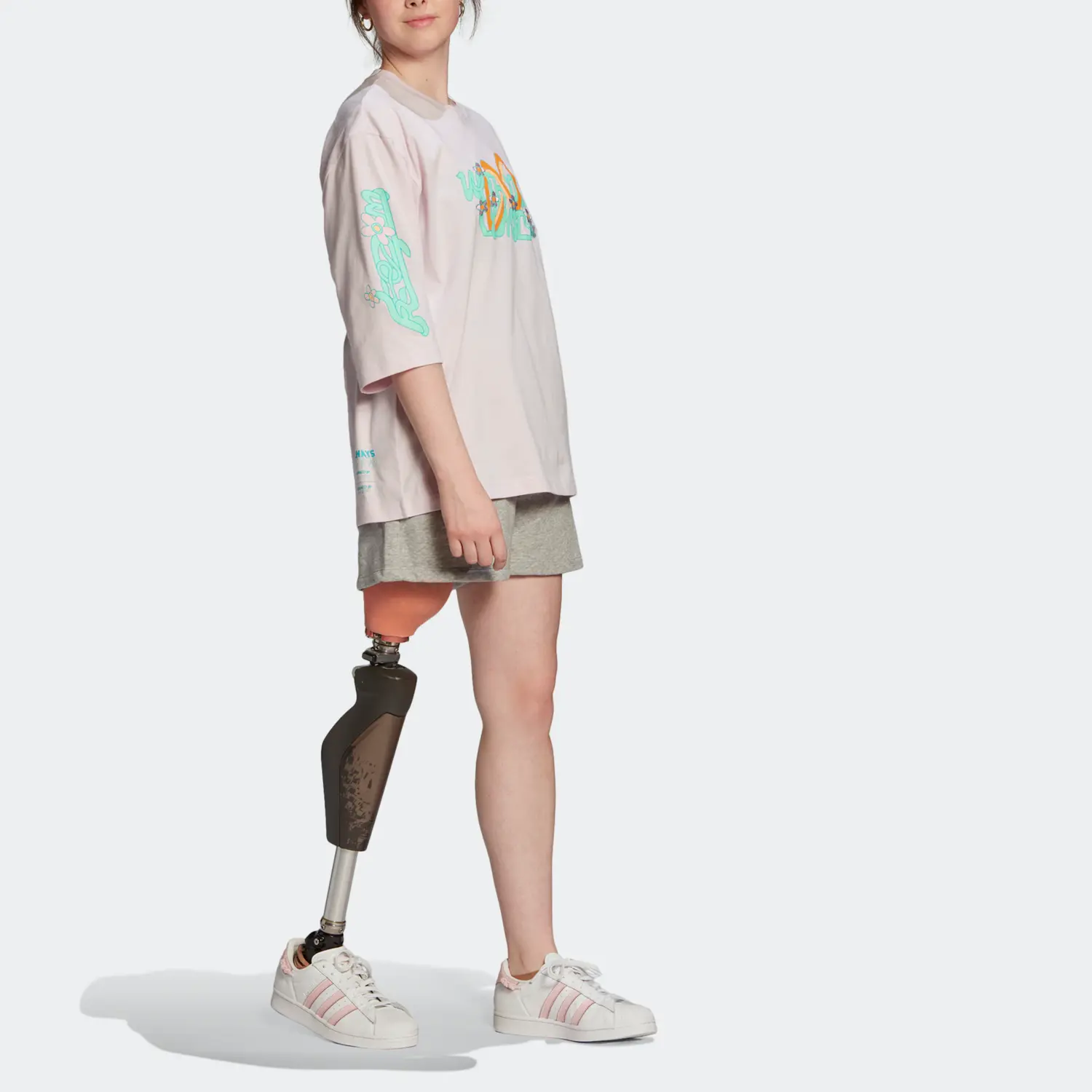 Футболка женская розовая Adidas Originals, розовый — фото 2