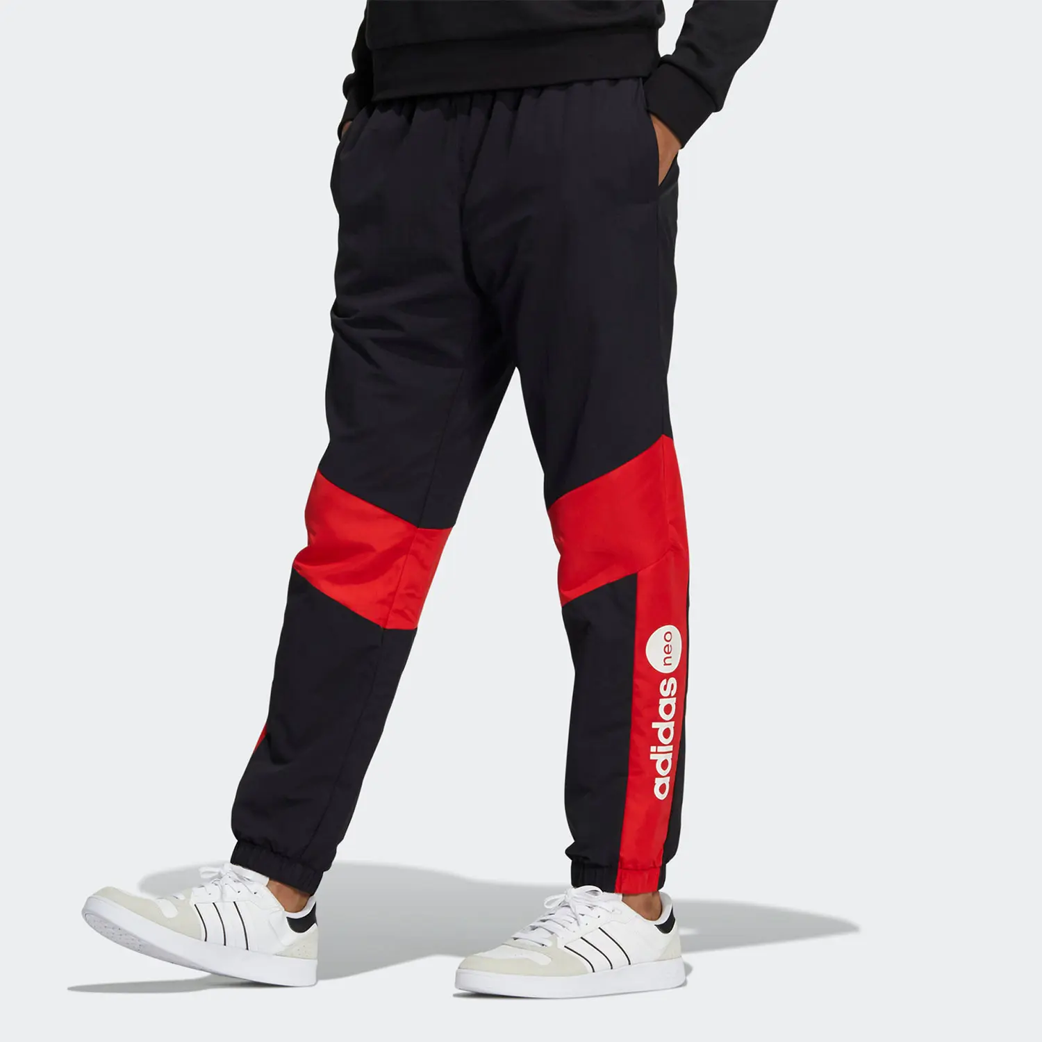 Трикотажные спортивные штаны мужские Adidas Neo, черный — фото 3