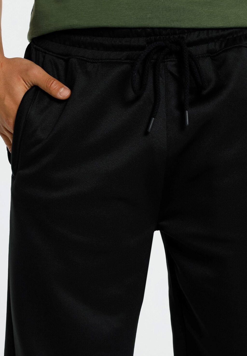 

Спортивные брюки JOGGER NAUGHTY GRÖSSE IN ZOLL Six Valves, черный