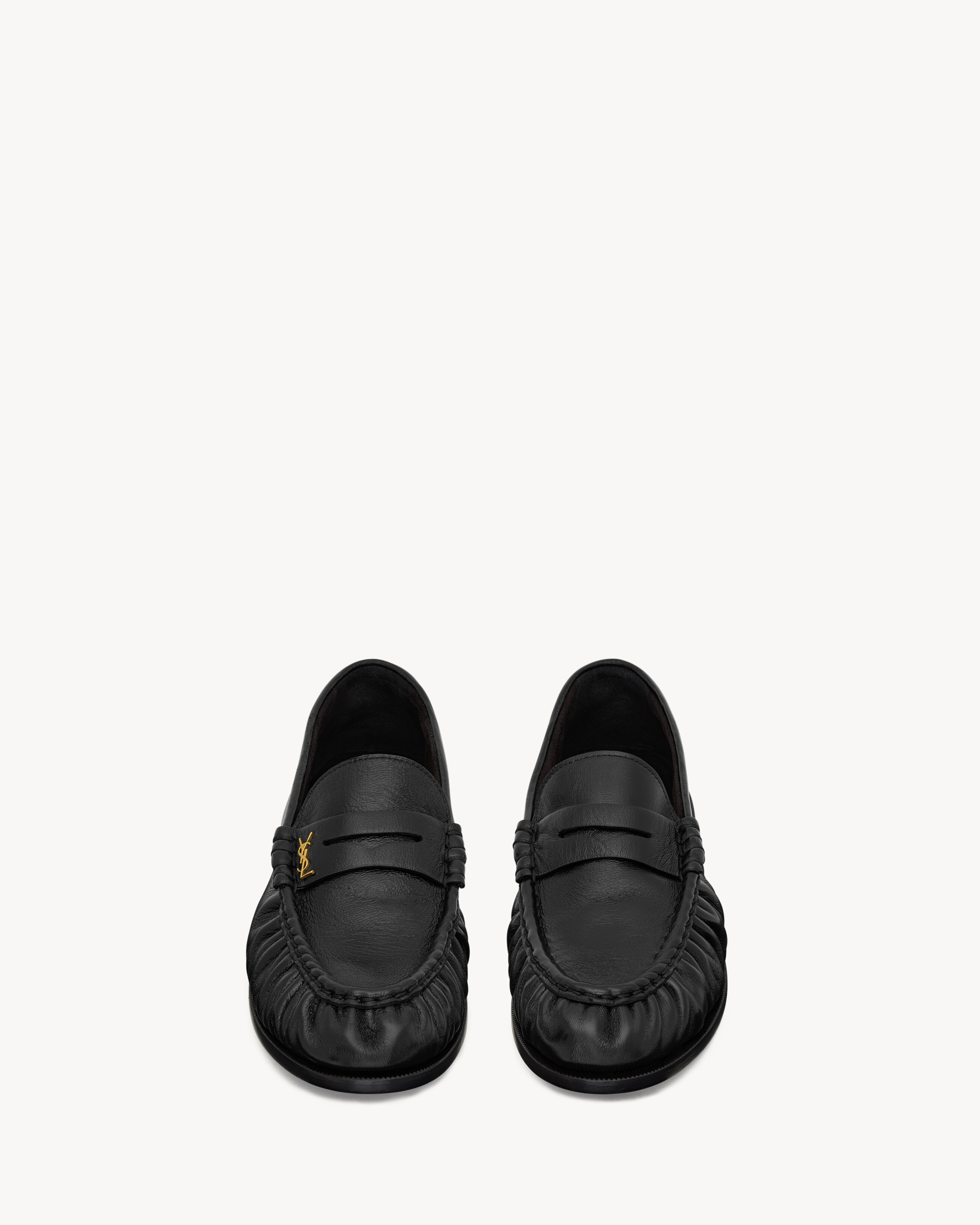 Мягкие лоферы из блестящей кожи Saint Laurent, черный