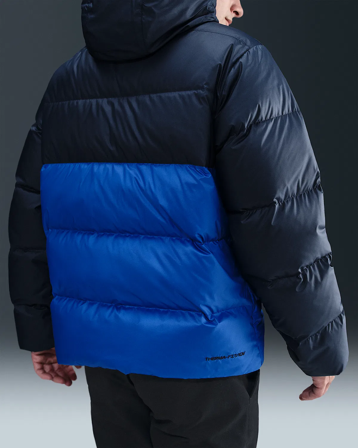 Мужская пуховая куртка Nike Windrunner, Obsidian/Game Royal/White — фото 2