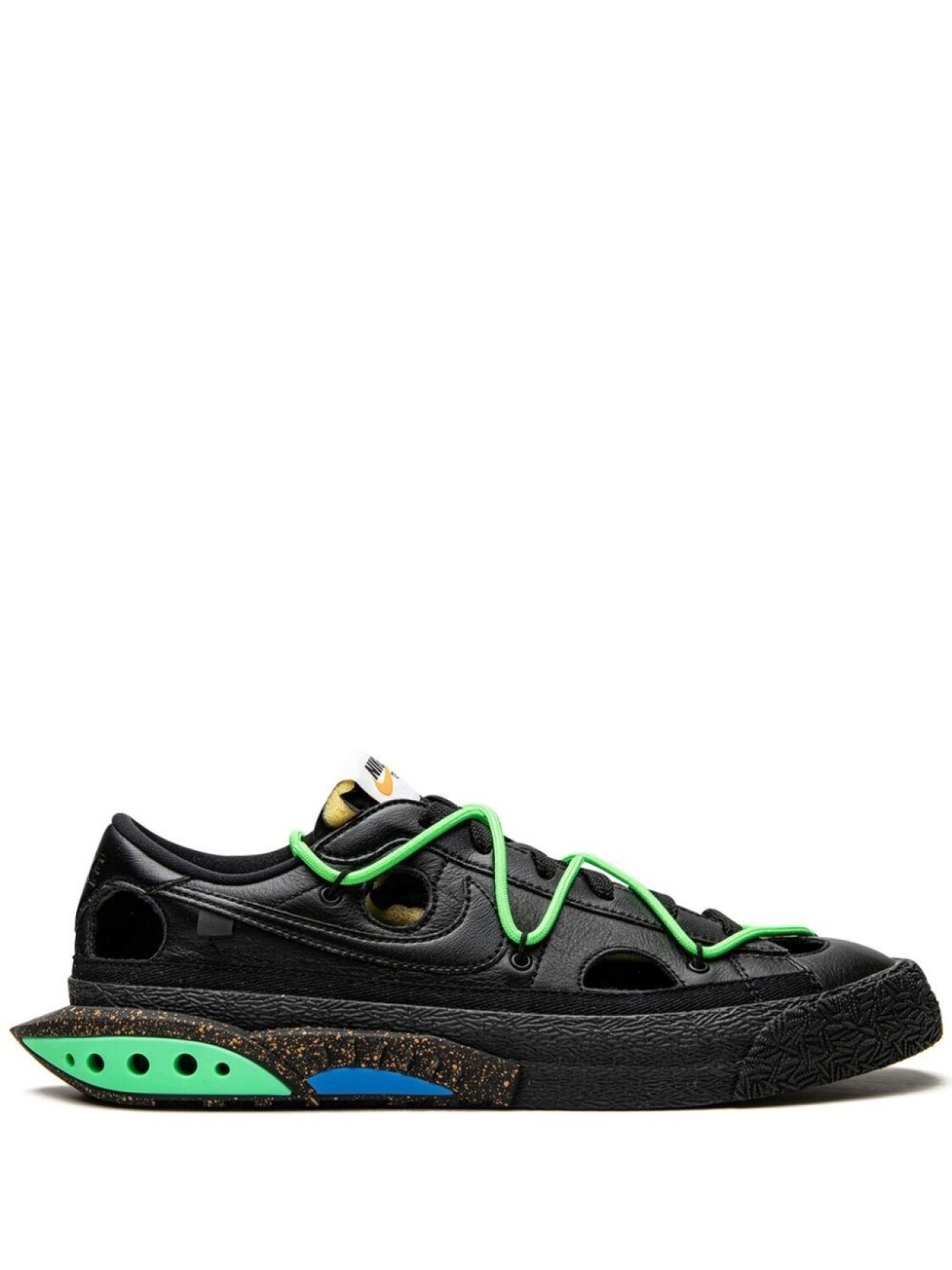 

Кеды Blazer Low Black/Electro Green из коллаборации с Off-White Nike X Off-White, черный