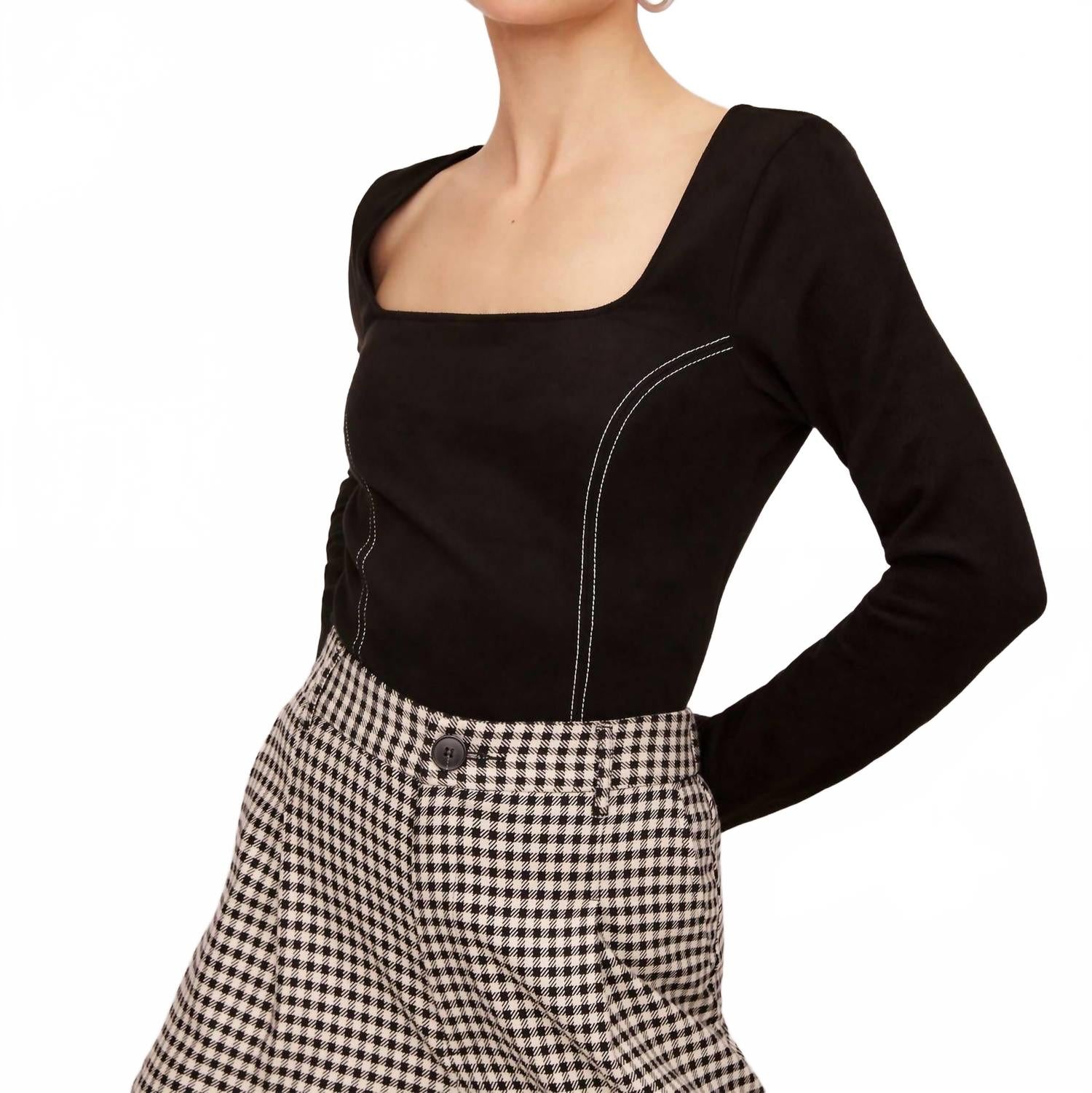 

Черный топ с длинным рукавом из искусственной замши и строчкой Fifteen Twenty