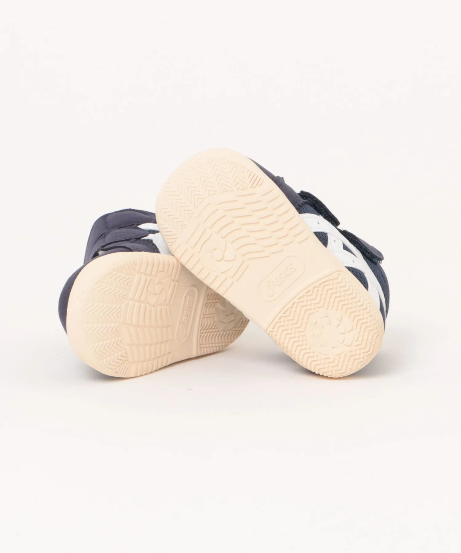 Детские кроссовки ASICS AMULEFIRST MS тёмно-синие — фото 3