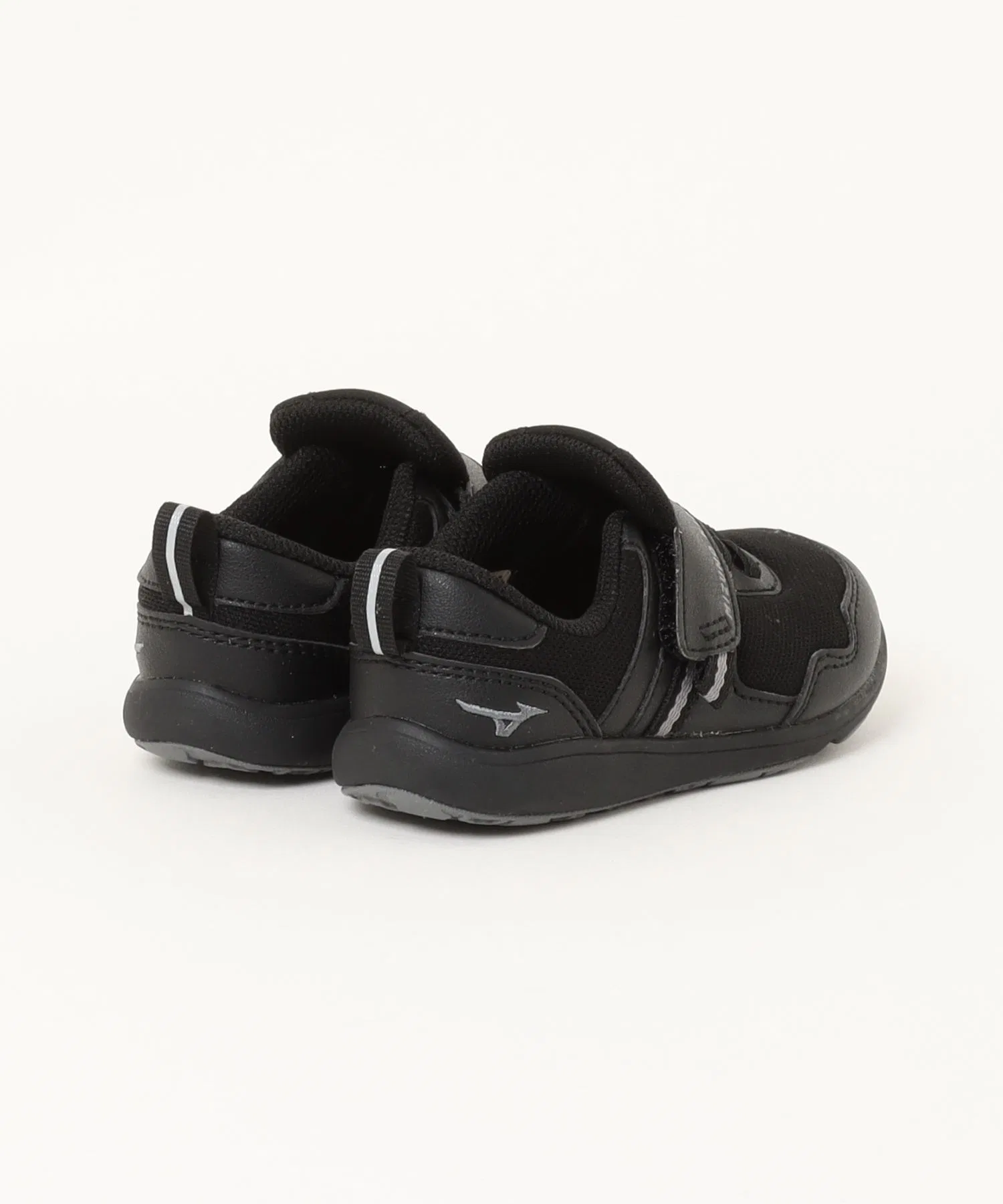 Детские кроссовки Mizuno PLAMORE KIDS 3 с ремешком — фото 3