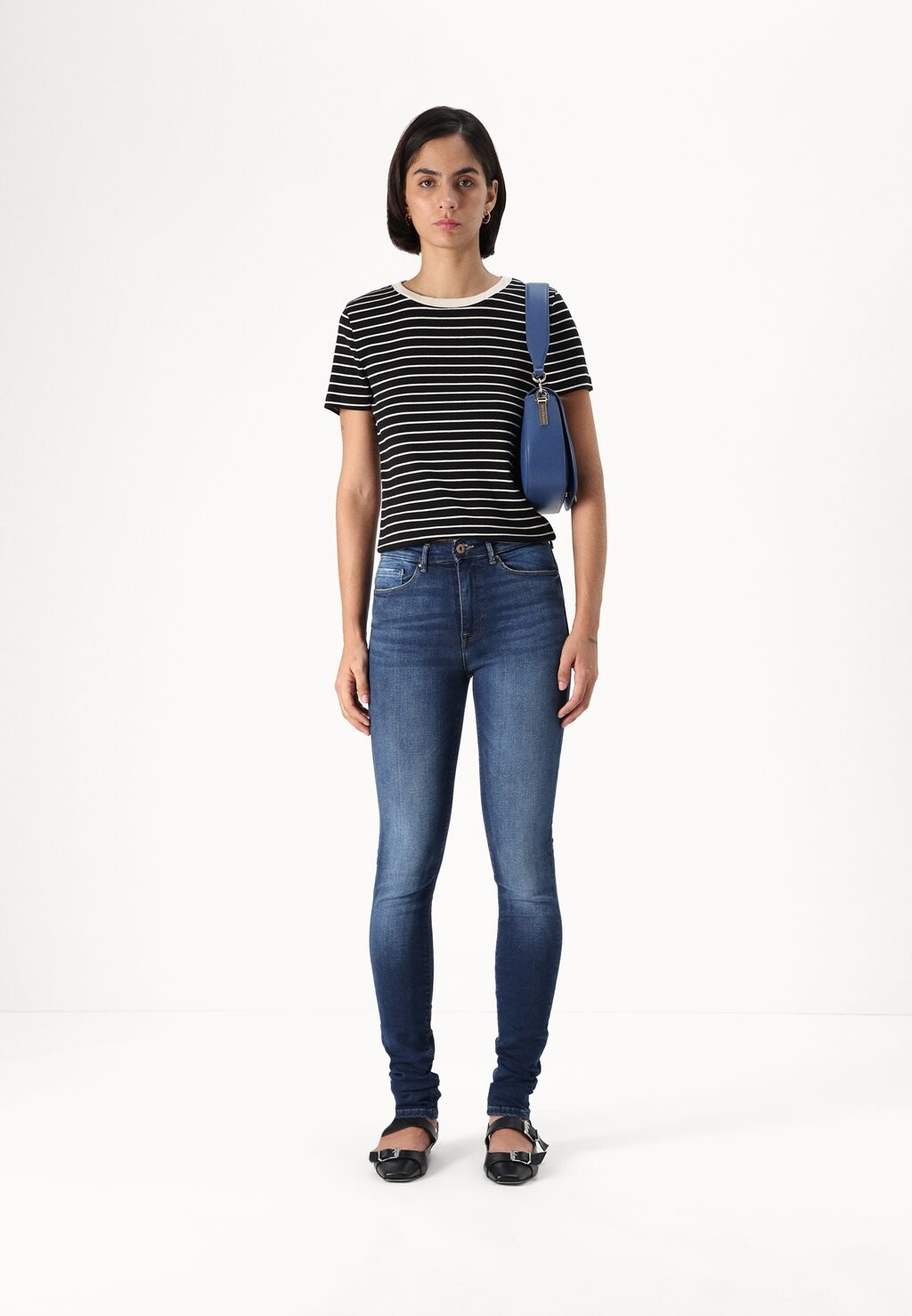 

Базовая футболка TEE Gap Tall, черный