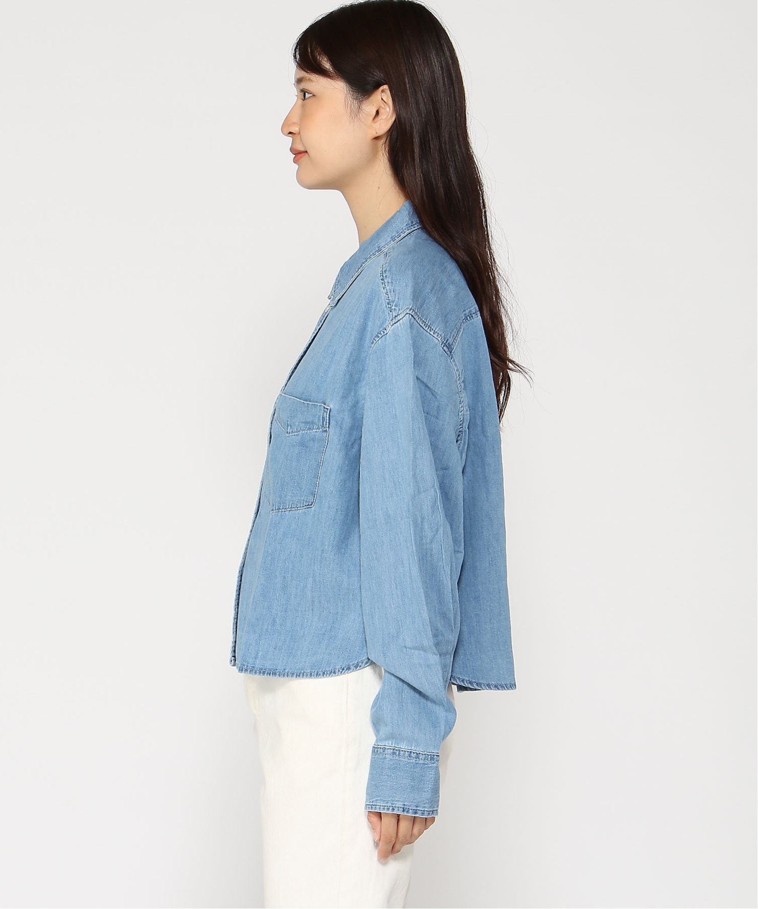 (W) Укороченная джинсовая рубашка GAP, LIGHT_WASH — фото 3