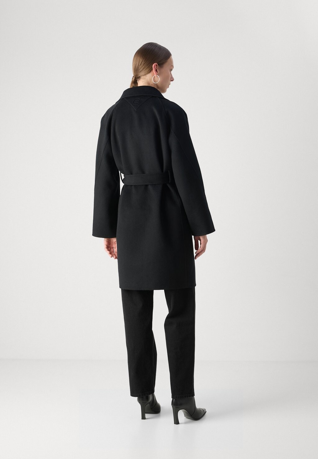 

Классическое пальто BELTED COAT Tommy Hilfiger, черный