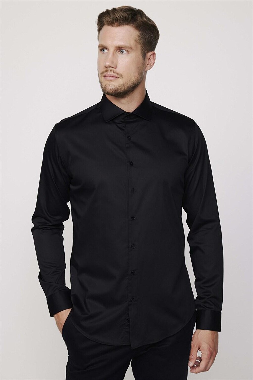 

Мужская черная рубашка Slim Fit Koton Satin Premium Series TUDORS