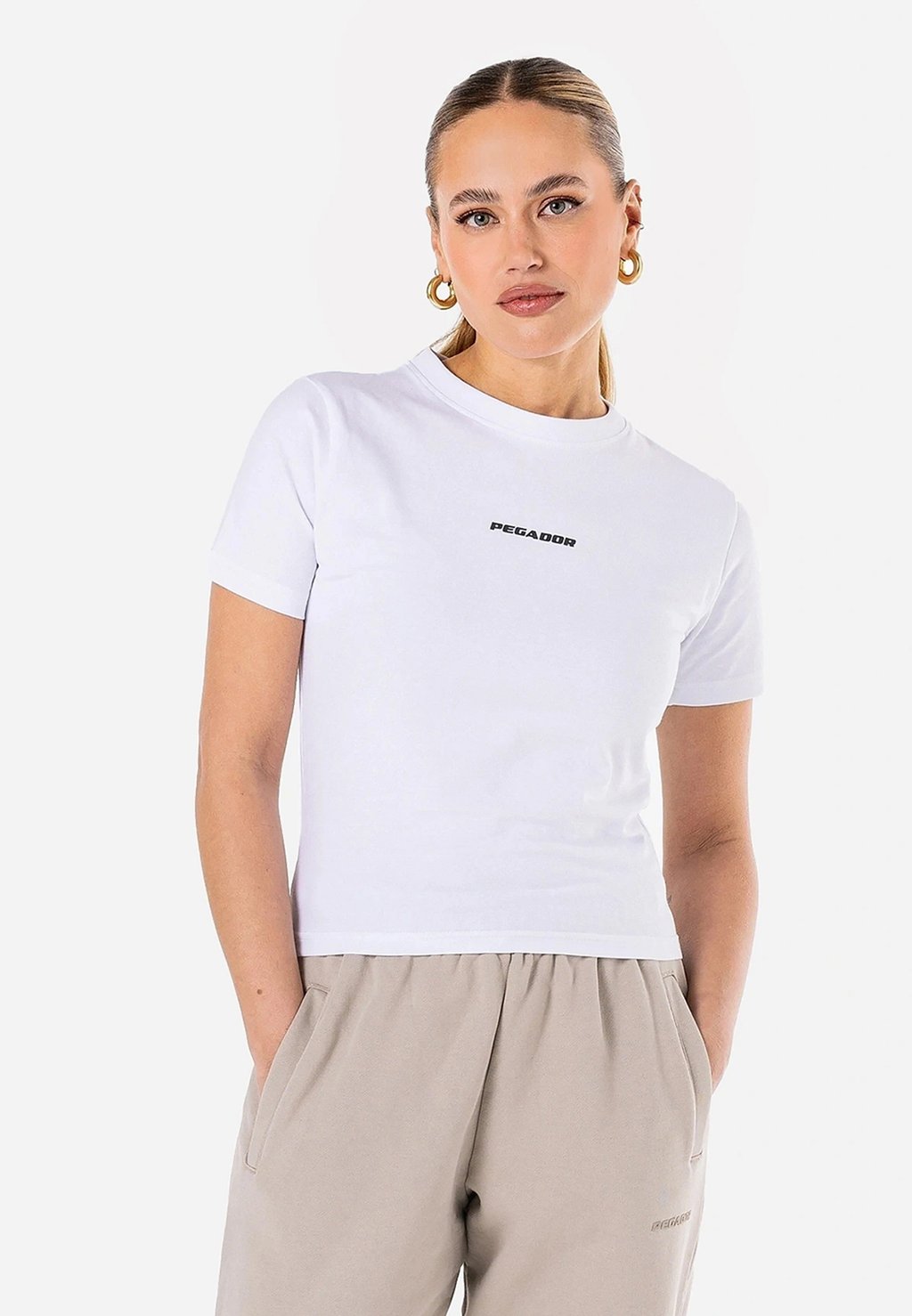 

Базовая футболка YONA SLIM TEE Pegador, белый